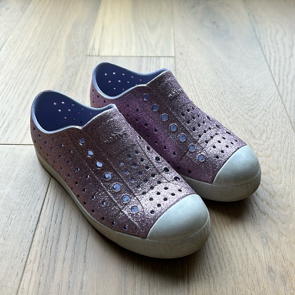 Native Brand Jefferson Bling Slip-On Sneaker 💜